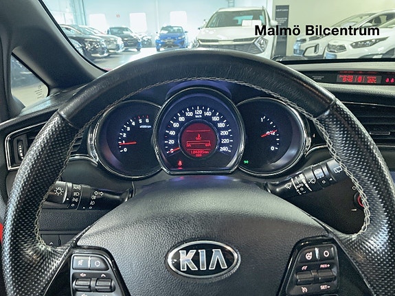 Kia Ceed 14 of 17