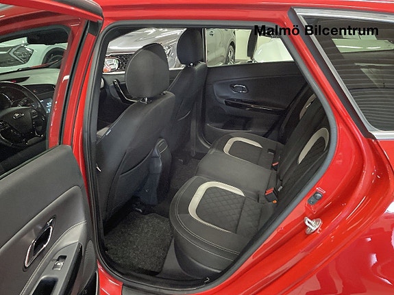 Kia Ceed 13 of 17