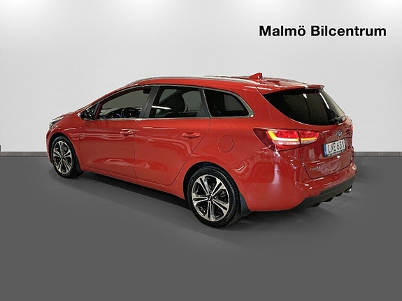 Kia Ceed 2 of 17