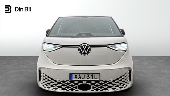 Volkswagen ID. Buzz 4 of 19