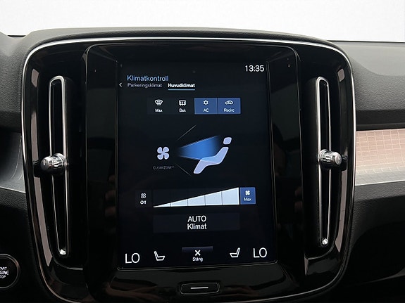 Volvo XC40 26 of 30