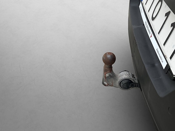 Volvo XC40 11 of 30