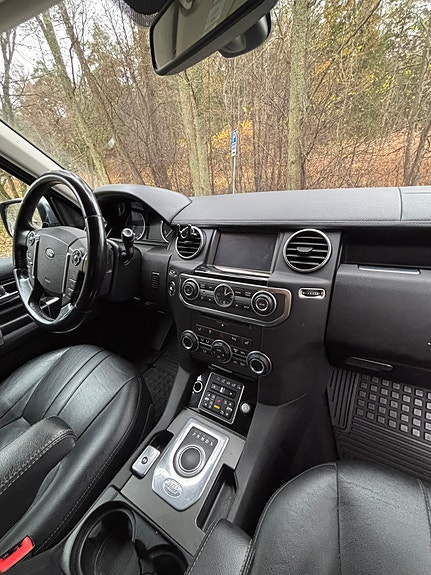 Land Rover Discovery 4 12 of 22