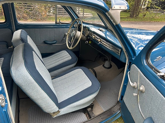 Volvo PV 2 of 7