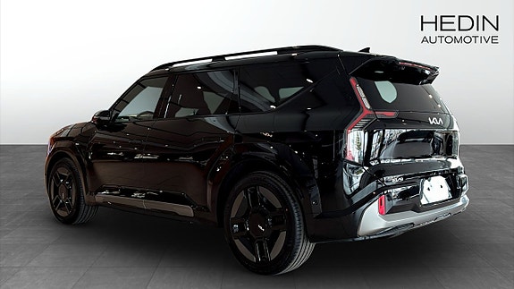 Kia EV9 2 of 13