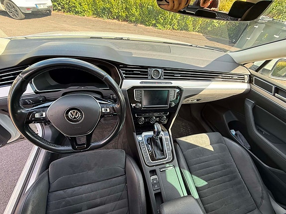 Volkswagen Passat 6 of 8