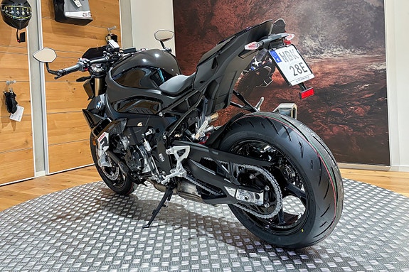BMW S 1000 R |SEASON SALE| SPARA 23.945:-|Dynamic|Comfort| 4 of 9