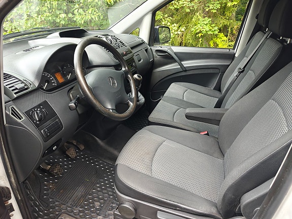 Mercedes-Benz Vito 110 12 of 14
