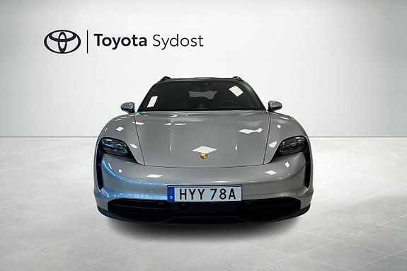Porsche Taycan 4S 5 of 18