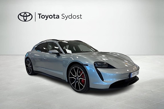 Porsche Taycan 4S 18 of 18