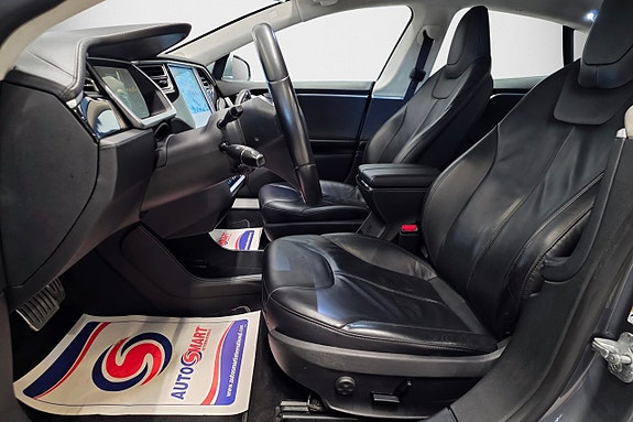 Tesla Model S 8 of 12