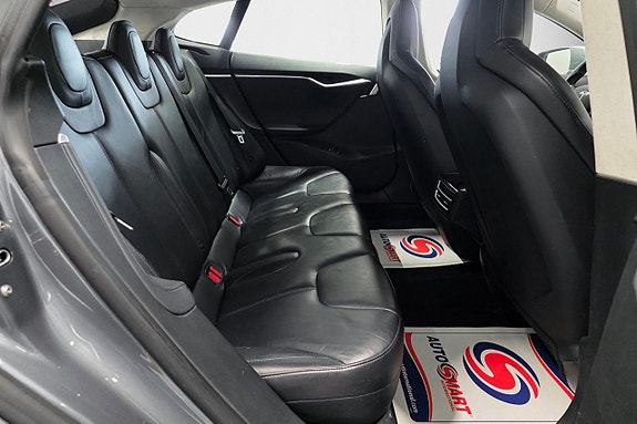 Tesla Model S 10 of 12