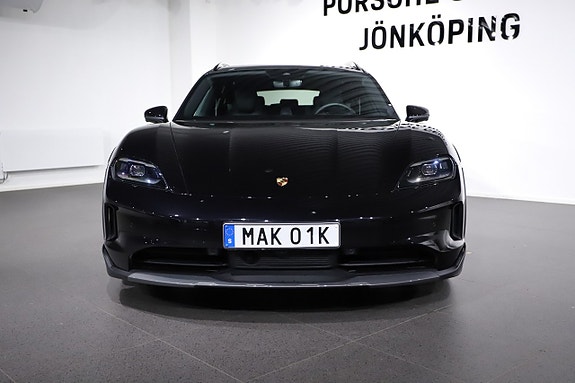 Porsche Taycan 4S 8 of 26