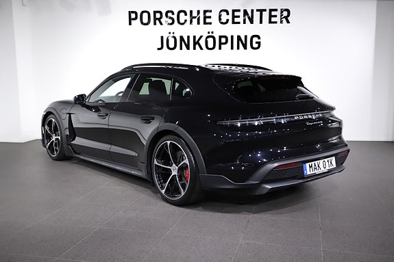 Porsche Taycan 4S 3 of 26