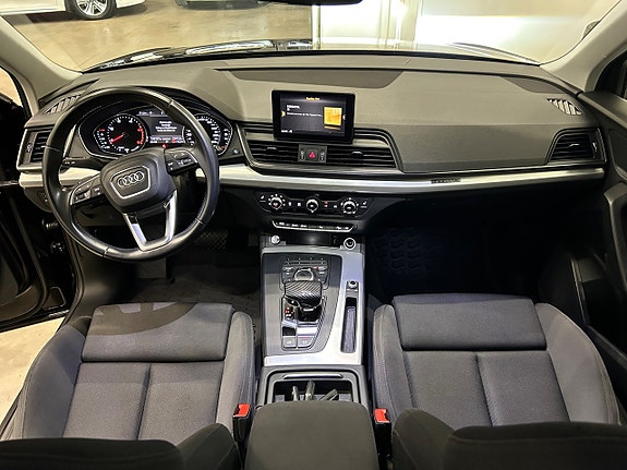 Audi Q5 12 of 19