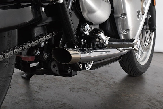 Triumph Bonneville T120 ABS Mycket fint skick 14 of 18