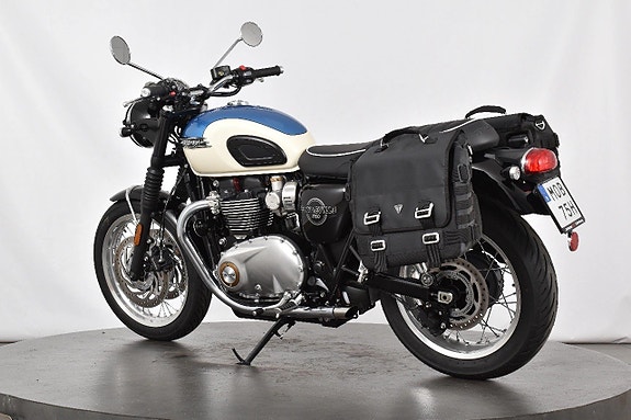Triumph Bonneville T120 ABS Mycket fint skick 4 of 18