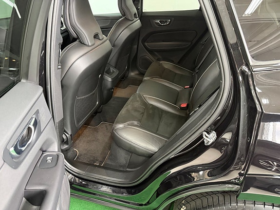 Volvo XC60 20 of 26