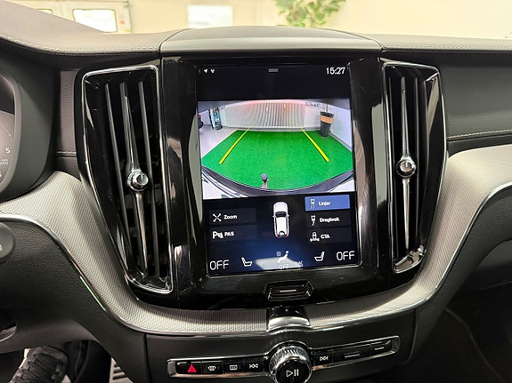 Volvo XC60 15 of 26