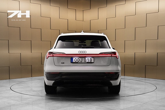 Audi Q8 e-tron 4 of 24