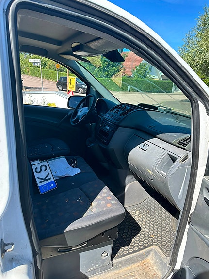 Mercedes-Benz Vito 111 3 of 6