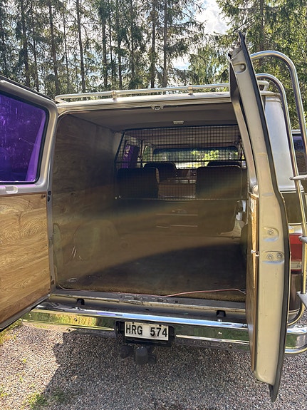 Chevrolet G20 6 of 11