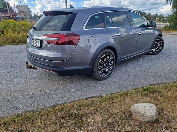 Opel Insignia Country Tourer 5 of 7