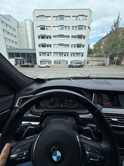 BMW 530d 6 of 6