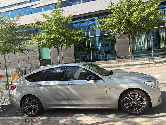 BMW 530d 3 of 6