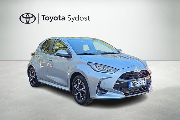 Toyota Yaris 19 of 21