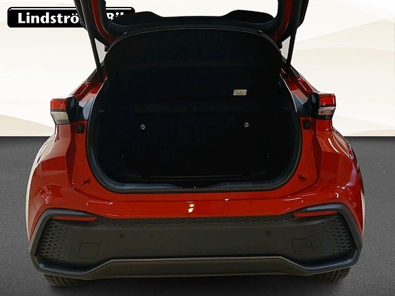 Toyota C-HR 12 of 20