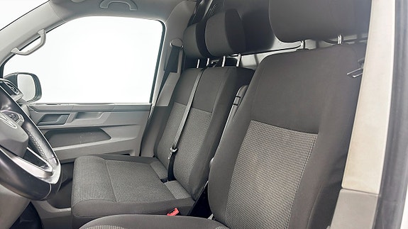 Volkswagen Transporter 8 of 12