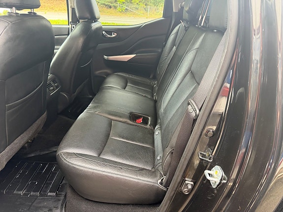 Nissan Navara 10 of 12
