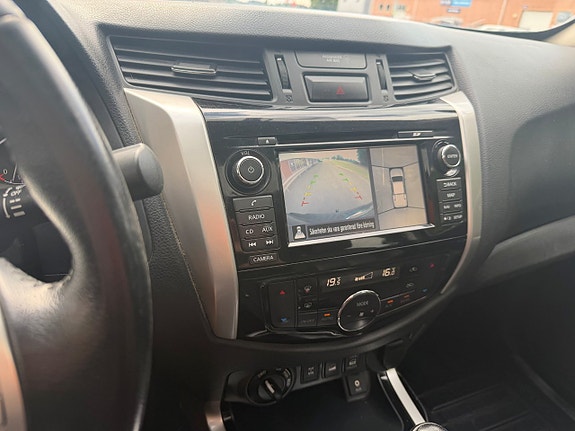 Nissan Navara 8 of 12