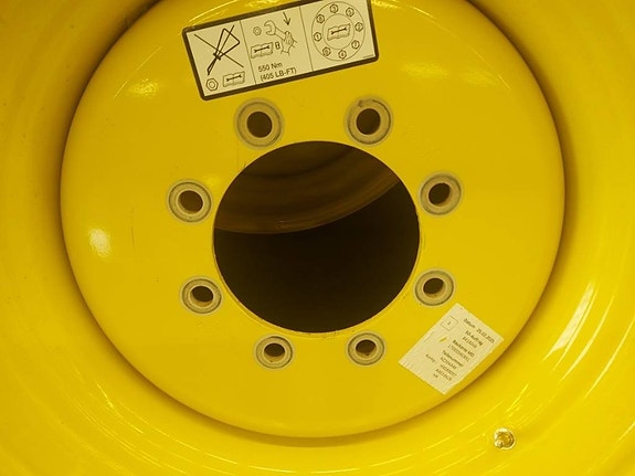 Michelin Kompletta hjul VF 520/80R26 3 of 3