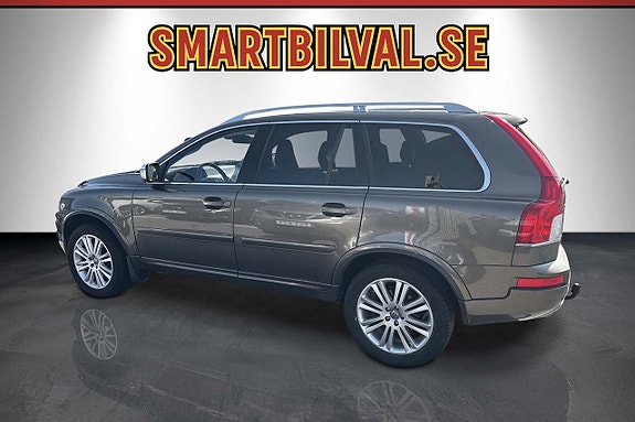 Volvo XC90 4 of 26