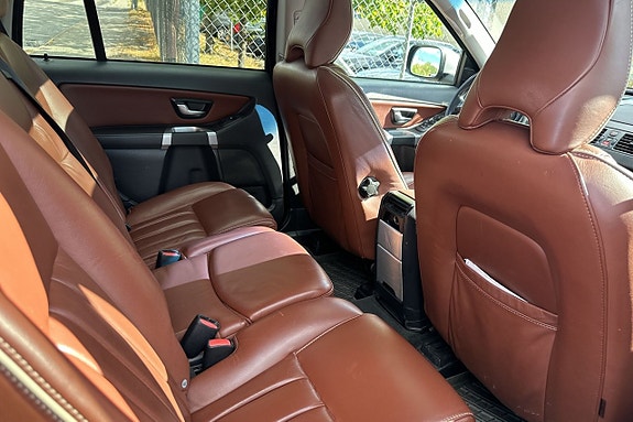 Volvo XC90 25 of 26