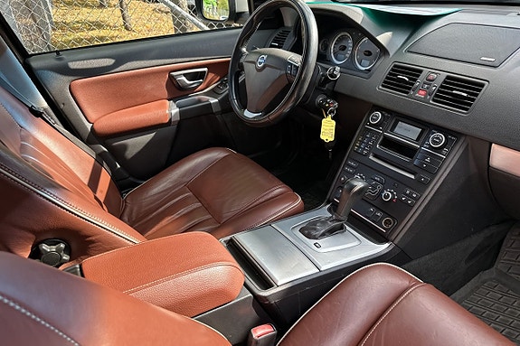 Volvo XC90 21 of 26