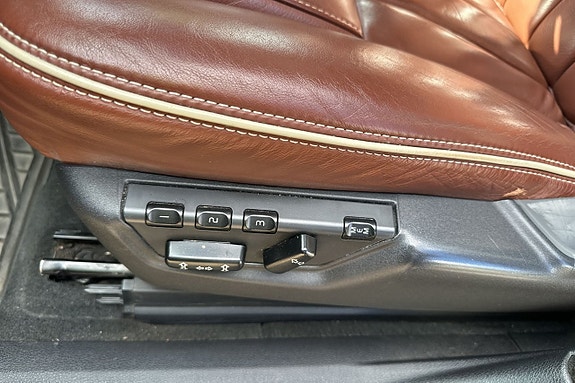 Volvo XC90 15 of 26