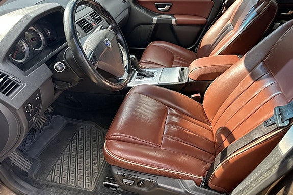 Volvo XC90 13 of 26