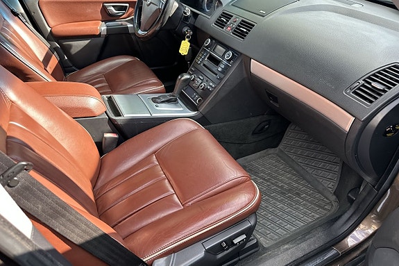 Volvo XC90 19 of 26