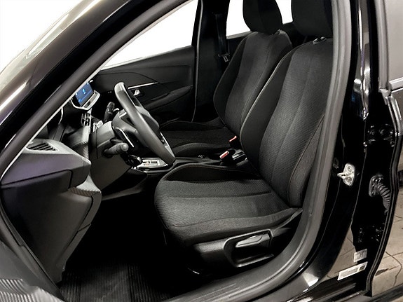 Peugeot 208 4 of 15
