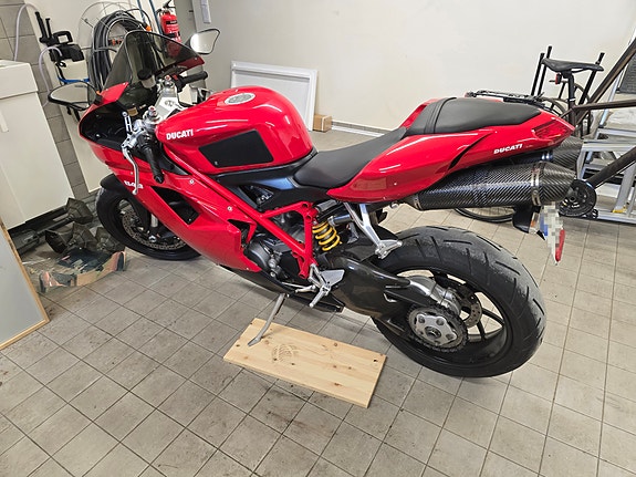 Ducati 848 4 of 5