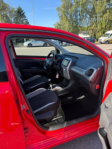 Toyota Aygo 9 of 15