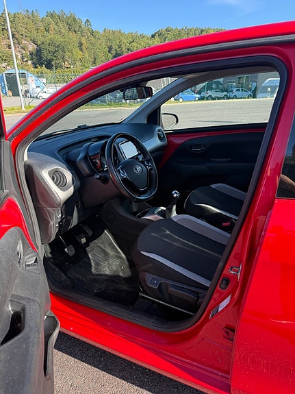 Toyota Aygo 12 of 15