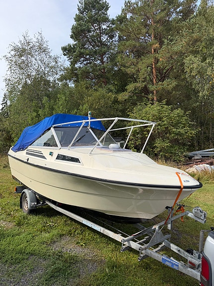 Båt särkki 570 Johnsson 140hk 4 of 5