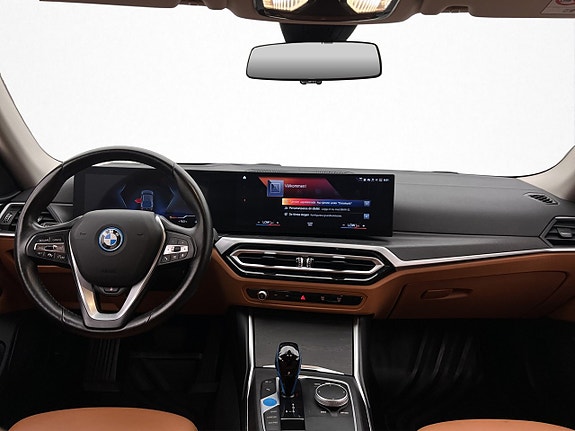 BMW i4 16 of 30