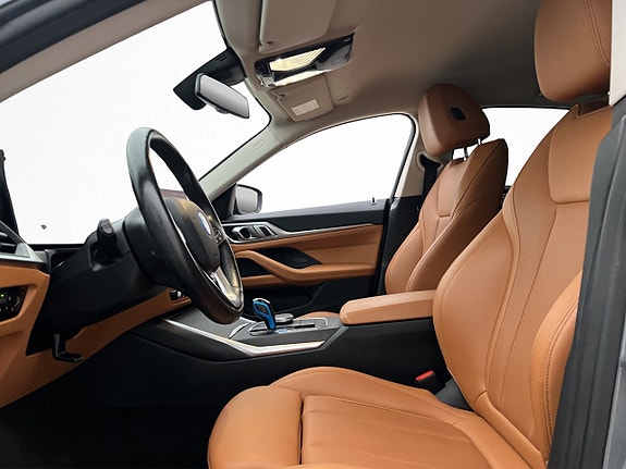 BMW i4 15 of 30