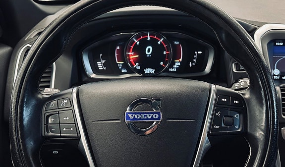 Volvo XC60 12 of 13