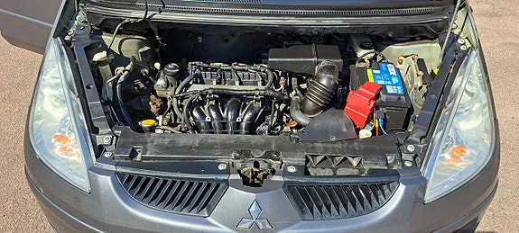 Mitsubishi Colt 13 of 18